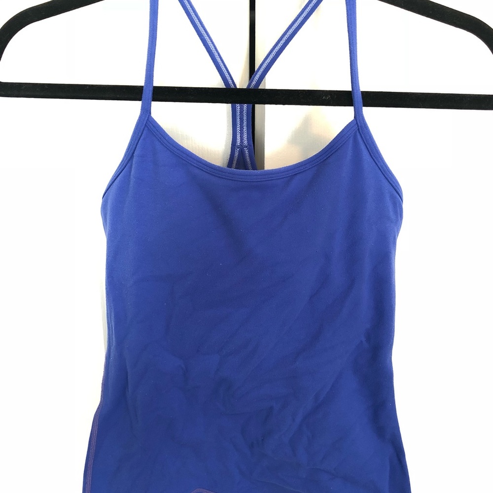 Lululemon blue tank with built in bra size 6